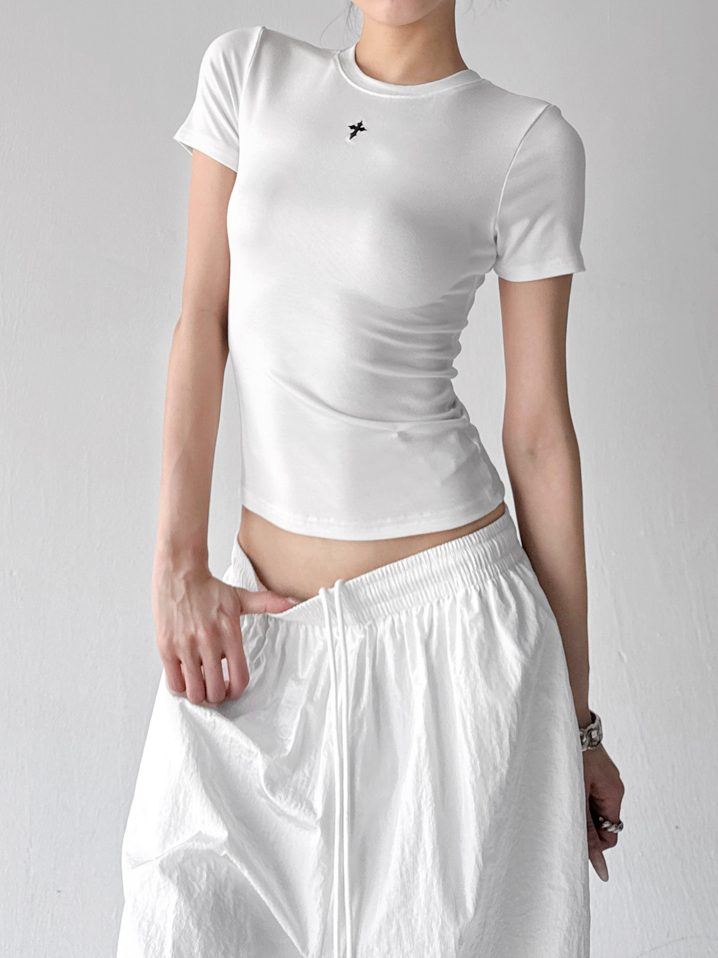 White Slim Fit Basic Crew Neck Spicy Casual Short Sleeve Tee