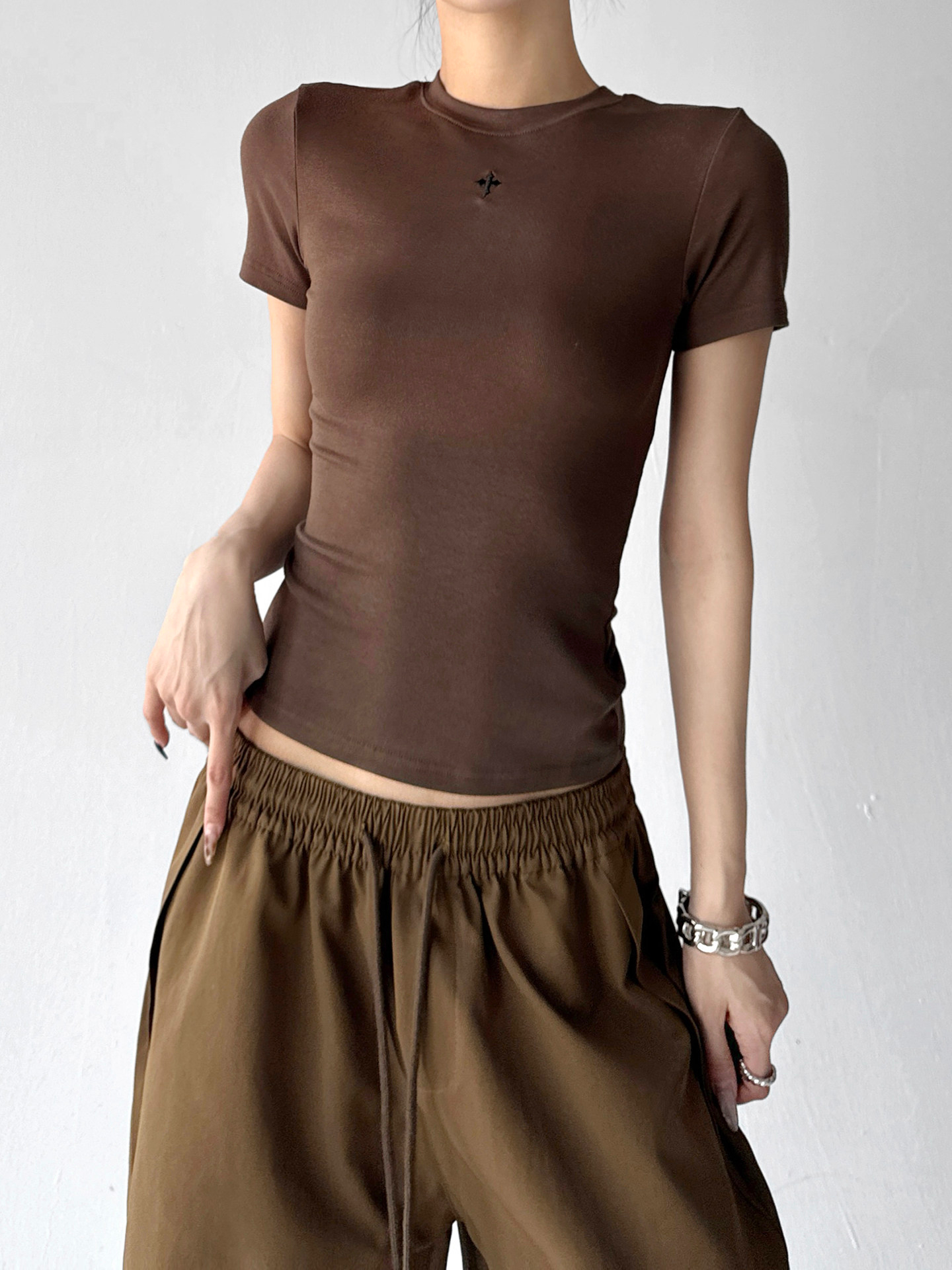 Slim Fit Basic Crew Neck Spicy Casual Short Sleeve Tee