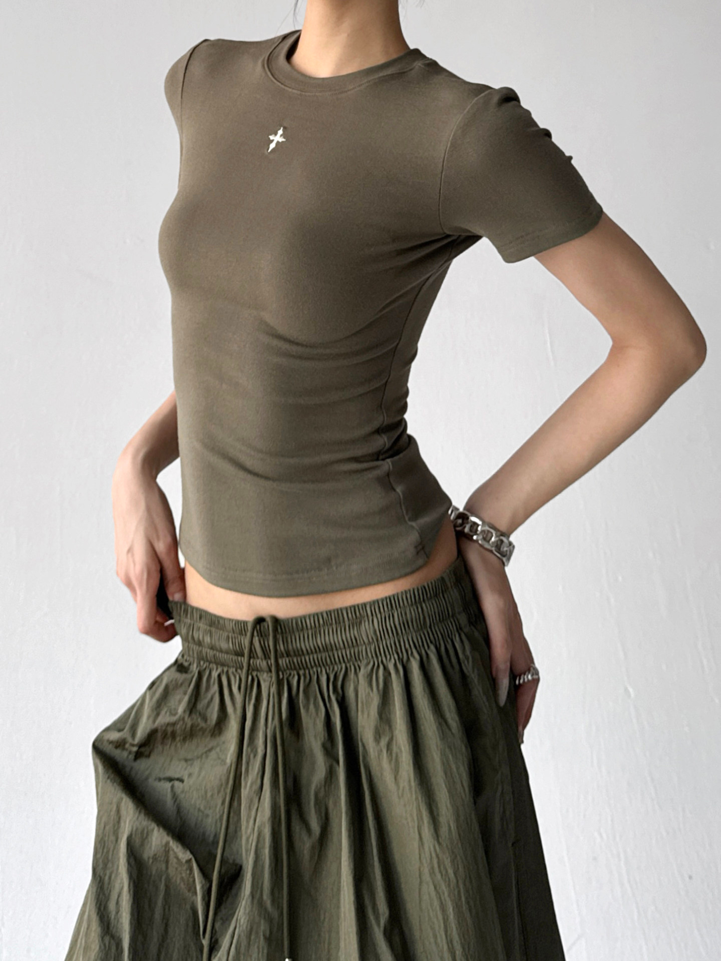 Slim Fit Basic Crew Neck Spicy Casual Short Sleeve Tee