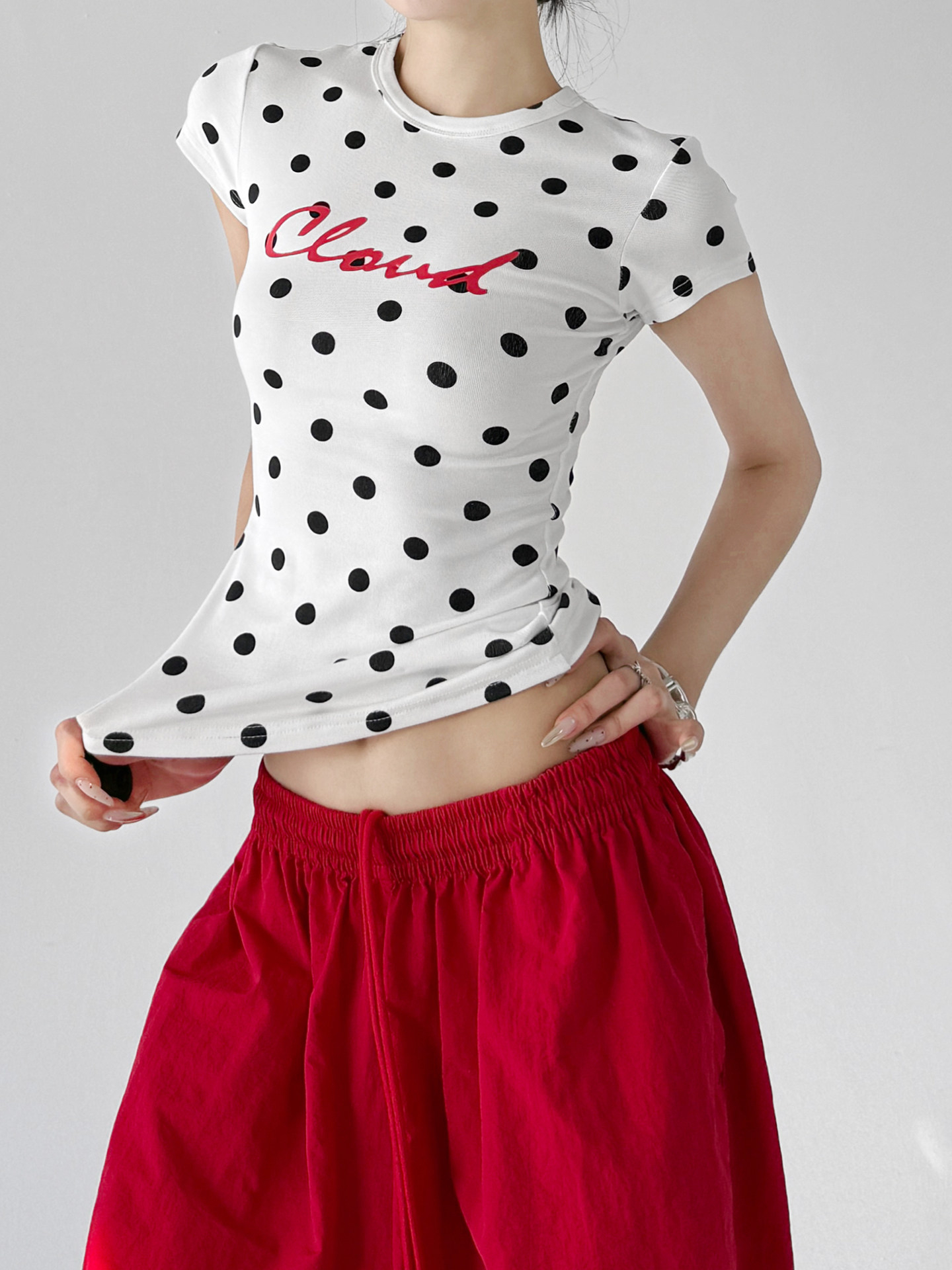 White Polka Dot Slim Fit Casual Short Sleeve Top