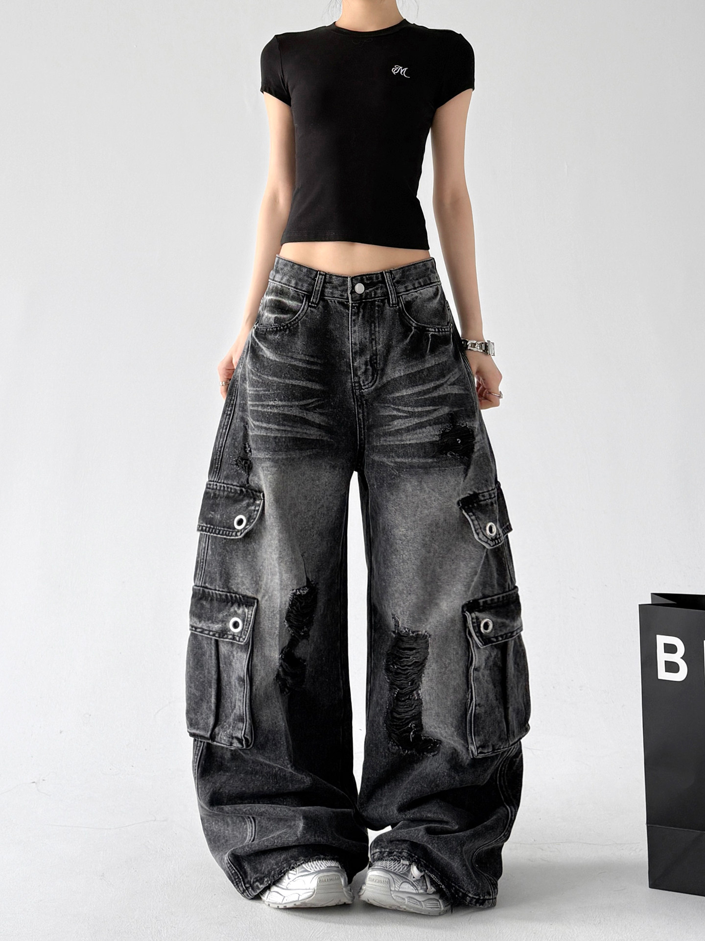 Black Vintage Distressed Curved Loose Wide Leg Jeans