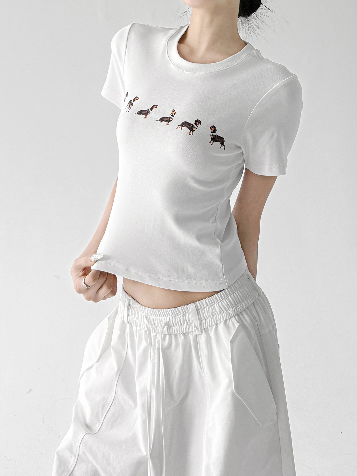 White Breathable Slim Graphic Print Short Sleeve Top