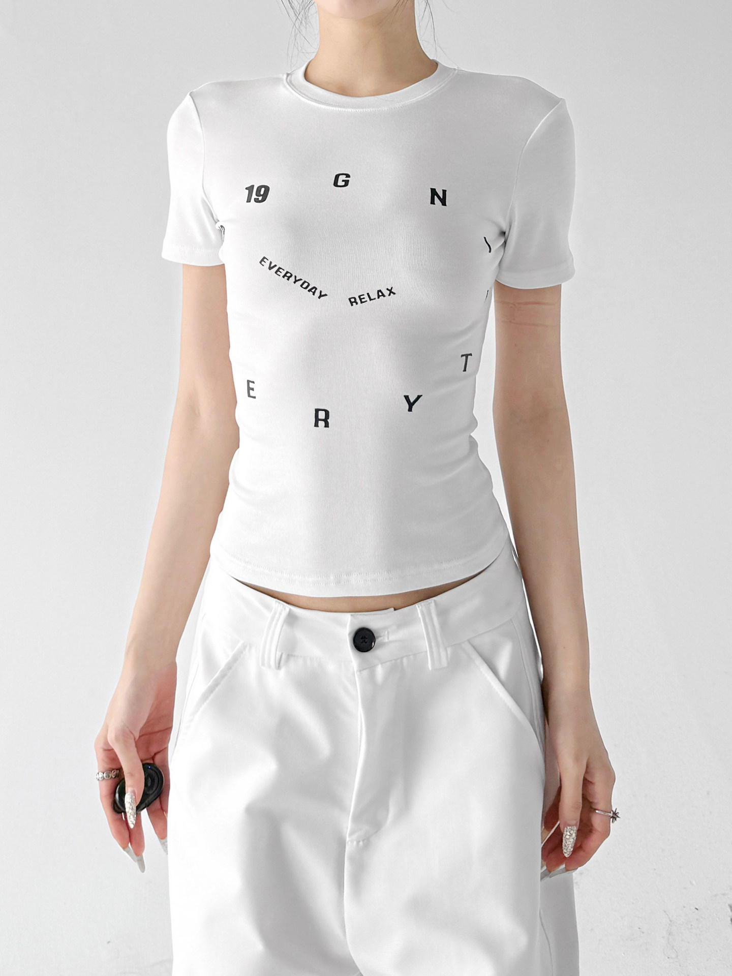 White Clock Letter Print Slim Fit Casual Short Sleeve Tee