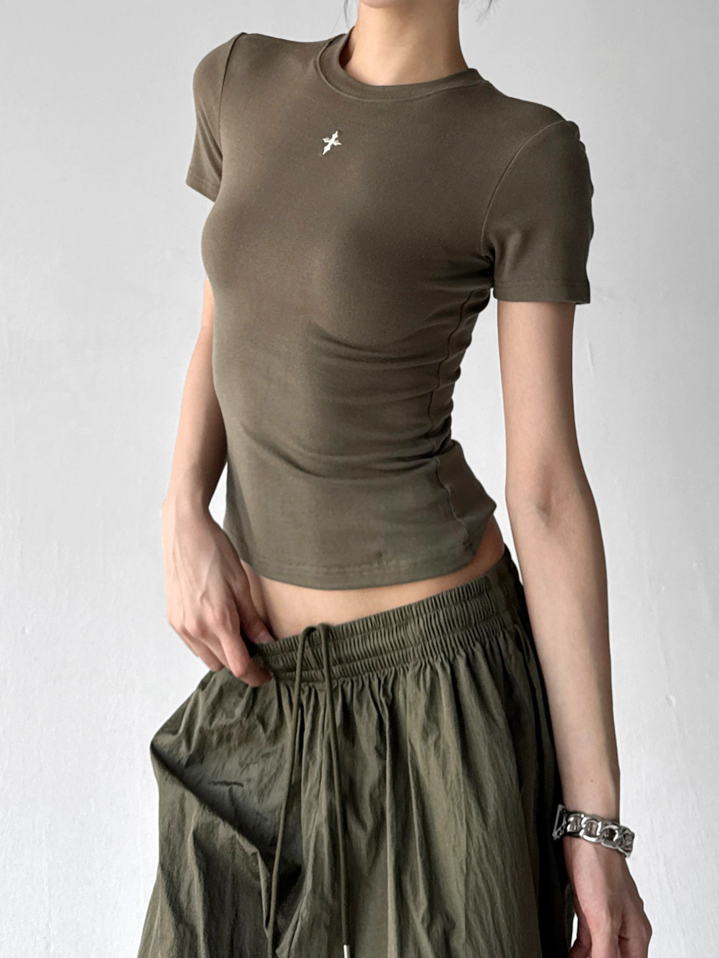 Slim Fit Basic Crew Neck Spicy Casual Short Sleeve Tee