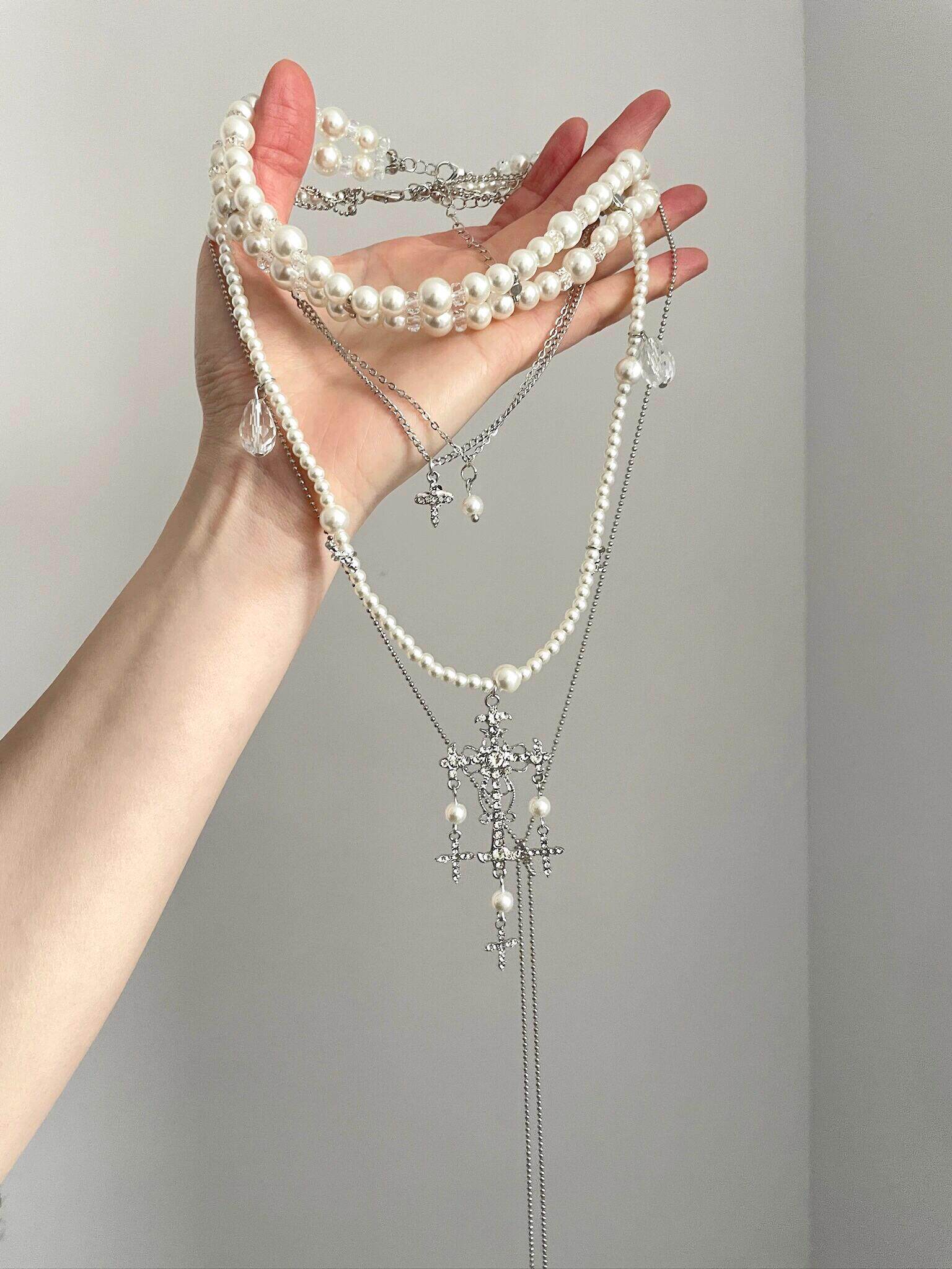 Vintage Multi-layered Pearl Cross Choker Clavicle Necklace
