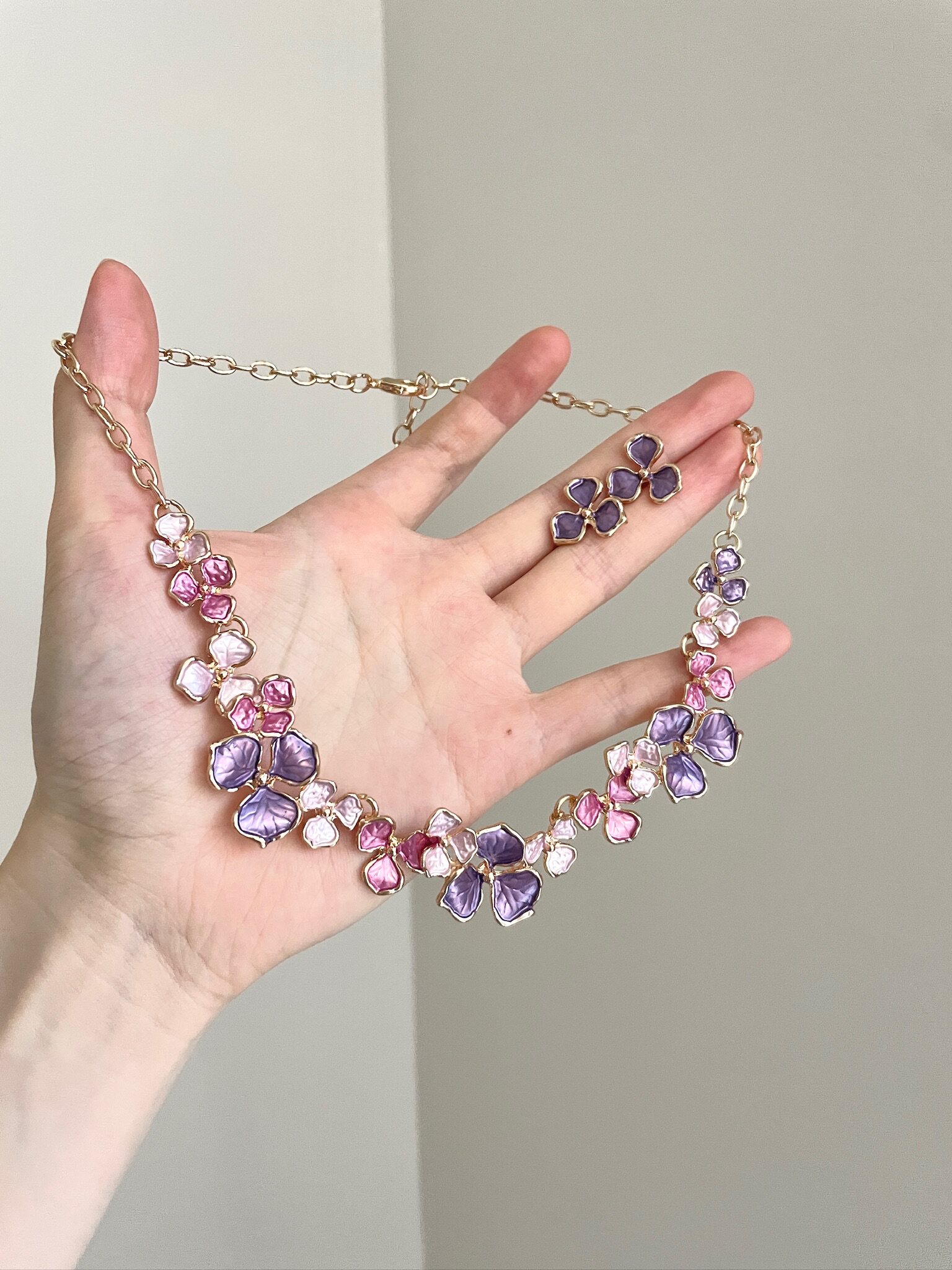 Vintage Enameled Three-Leaf Flowers Jewelry Set