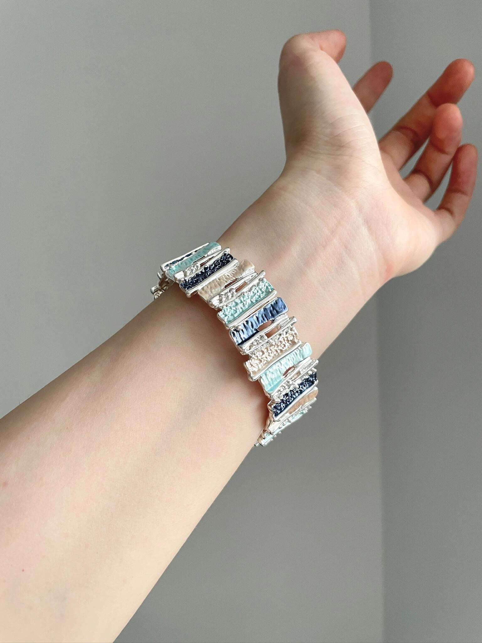 Vintage Irregular Drip Oil Folds Bangle Collection