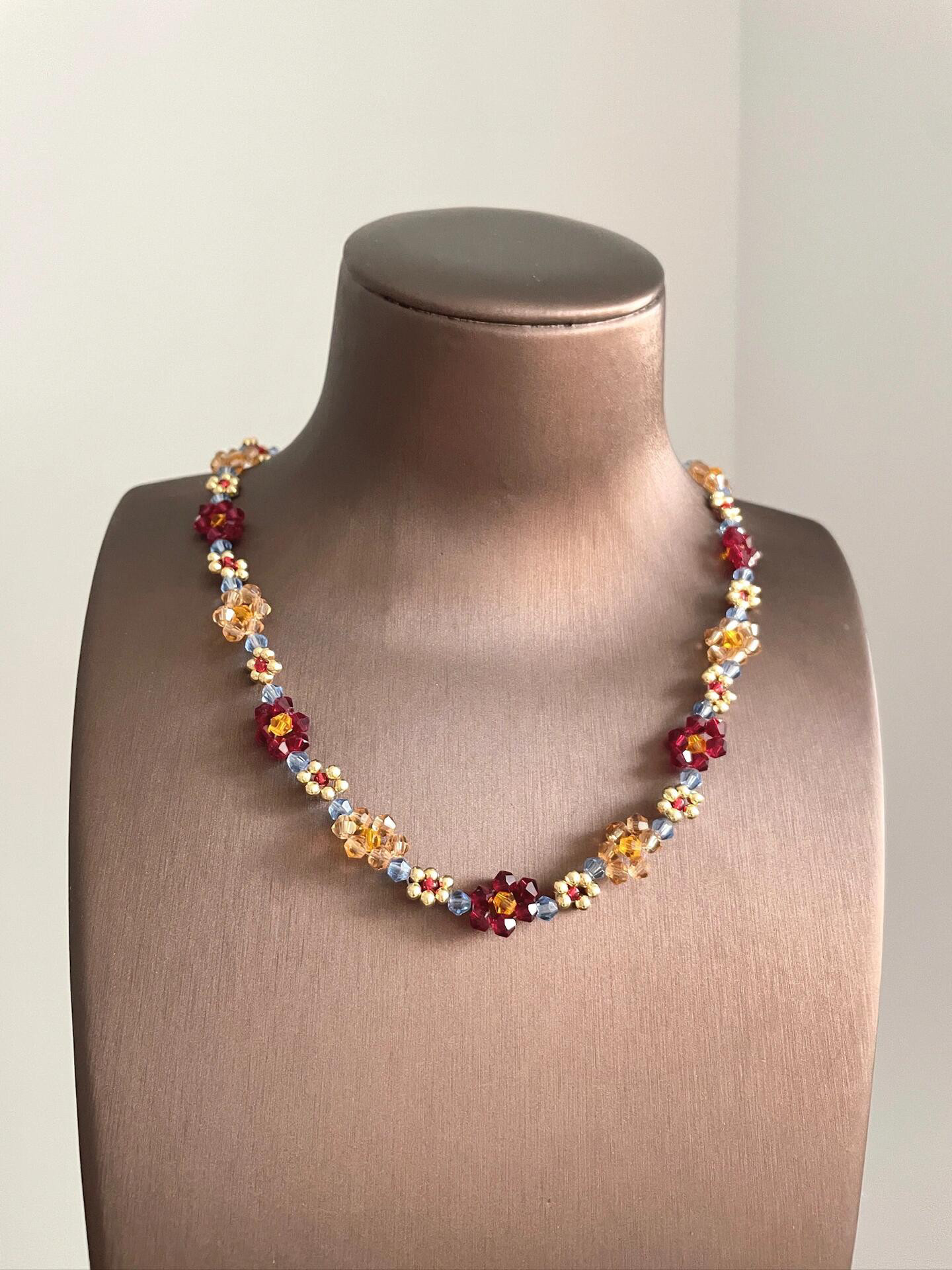 Vintage Dopamine Braided Flowers Necklace
