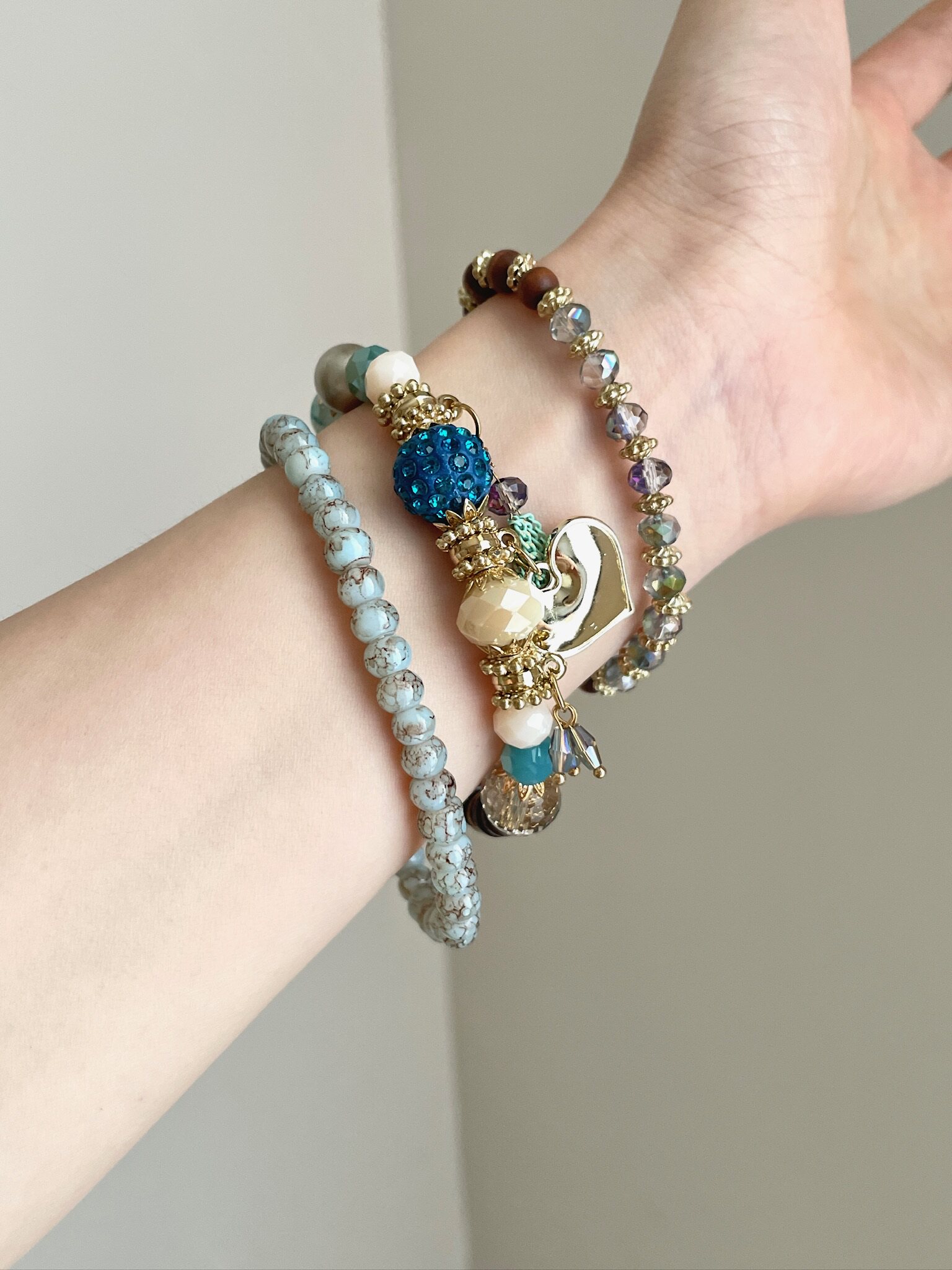 Vintage White Dew Drops Peach Heart Bracelet Collection