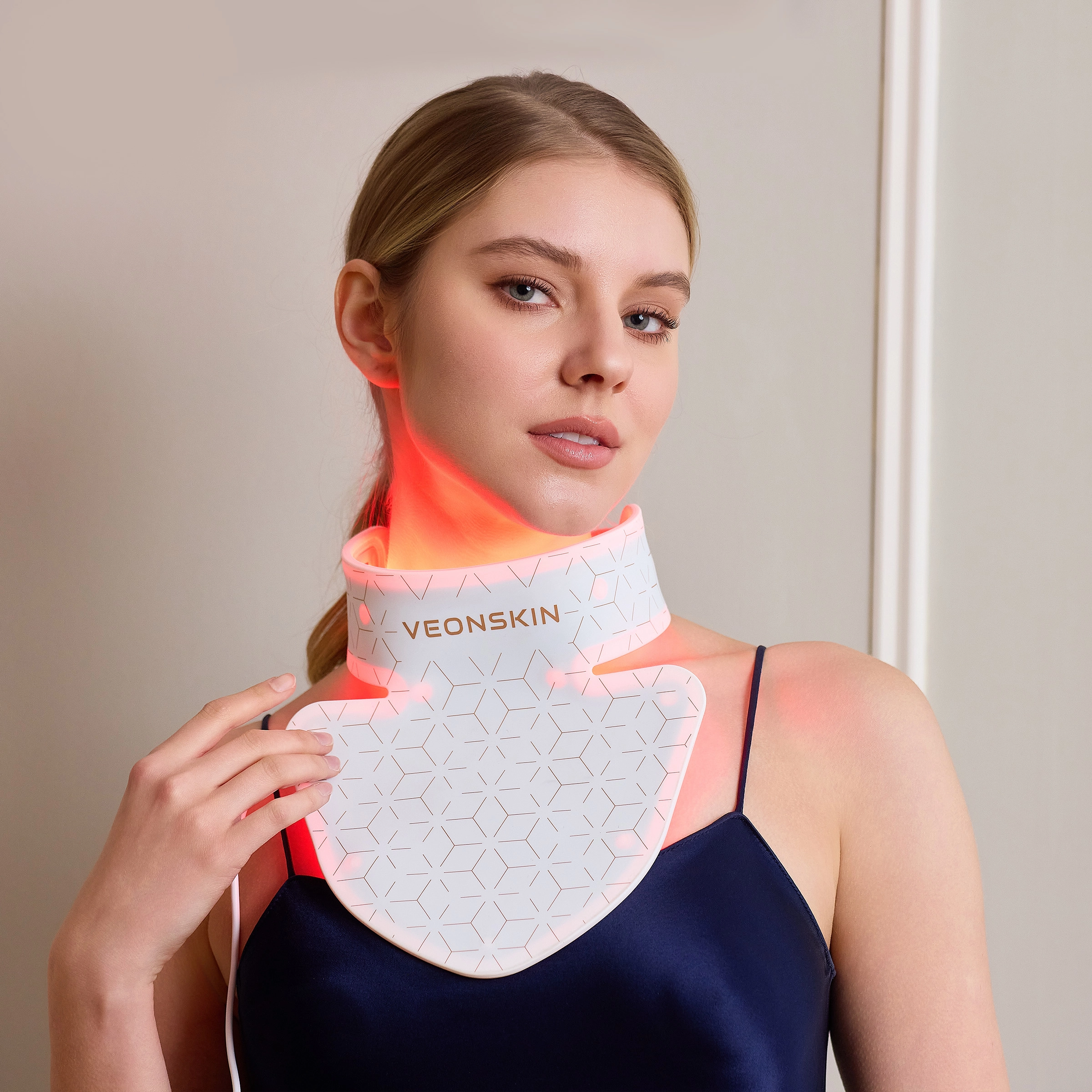Veonskin LED Face Mask Pro – 7-Color Light Therapy for Skincare