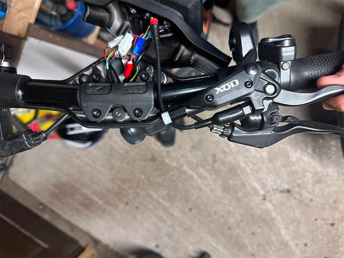 KuKirin A1 display wiring and brake lever sensor connection without a factory plug-and-play port