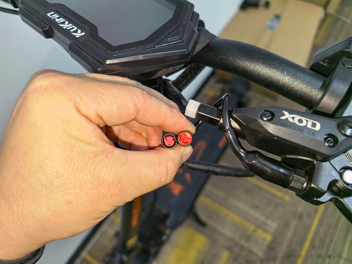 KuKirin G2 Master 2025 brake lever connector for XOD H880 ABS power-off sensor