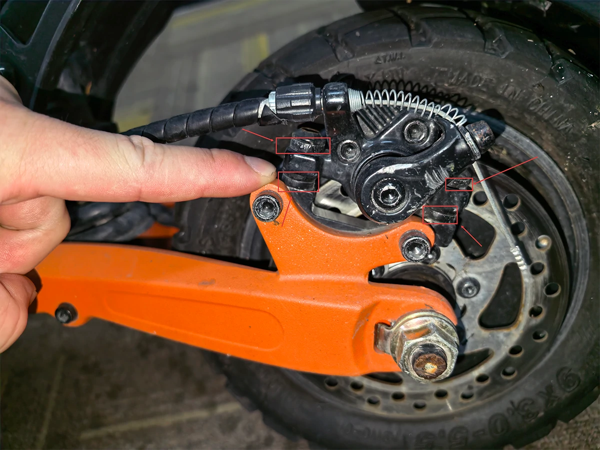 Keep original bracket and metal washers for KuKirin G2 Pro brake upgrade