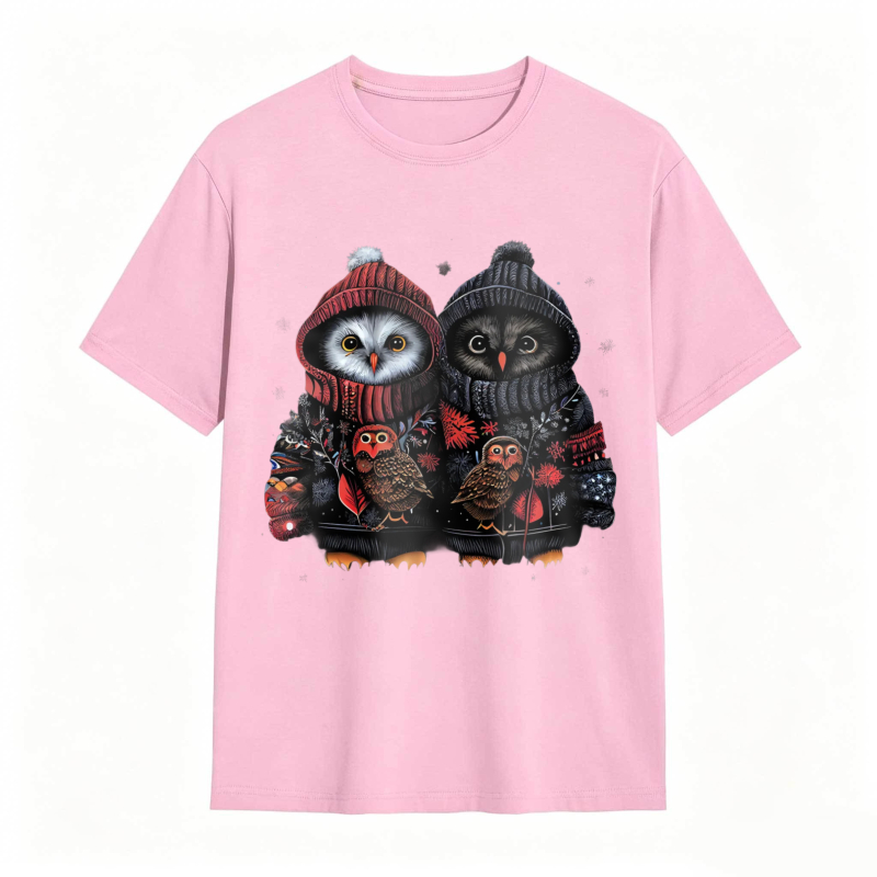Owl Couple Wearing Winter Hats And Sweaters Unisex Classic T-shirt