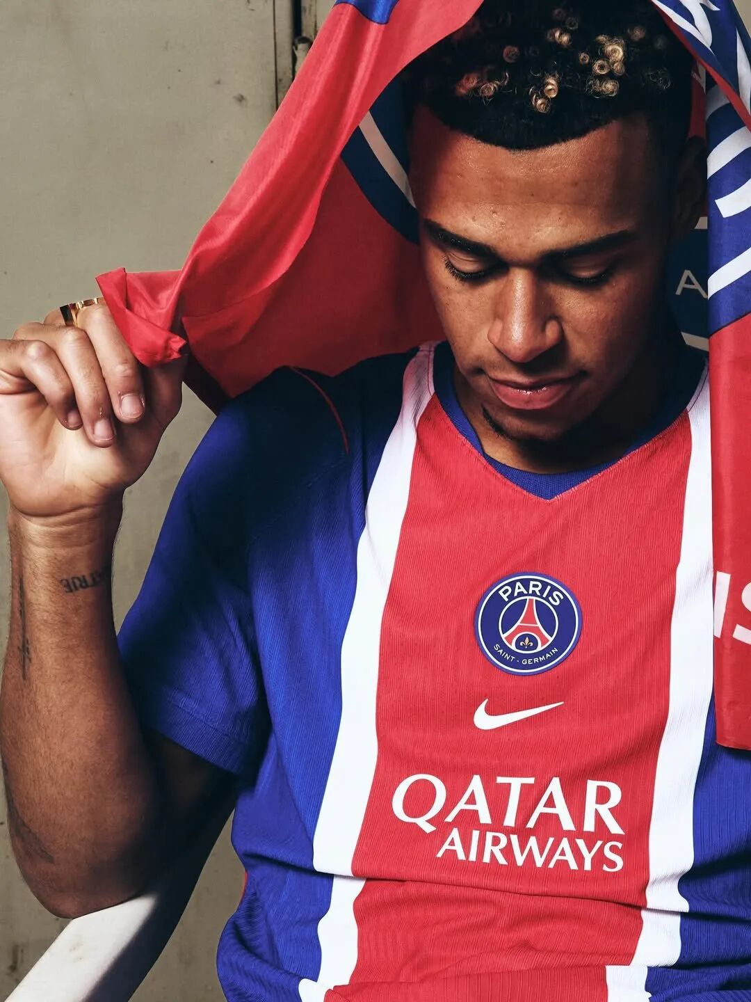 PSG headline