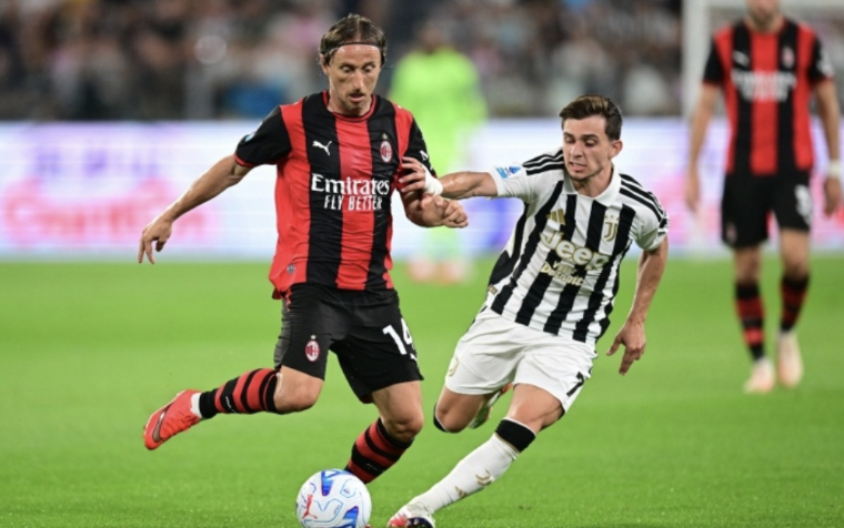 Matchweek action photo