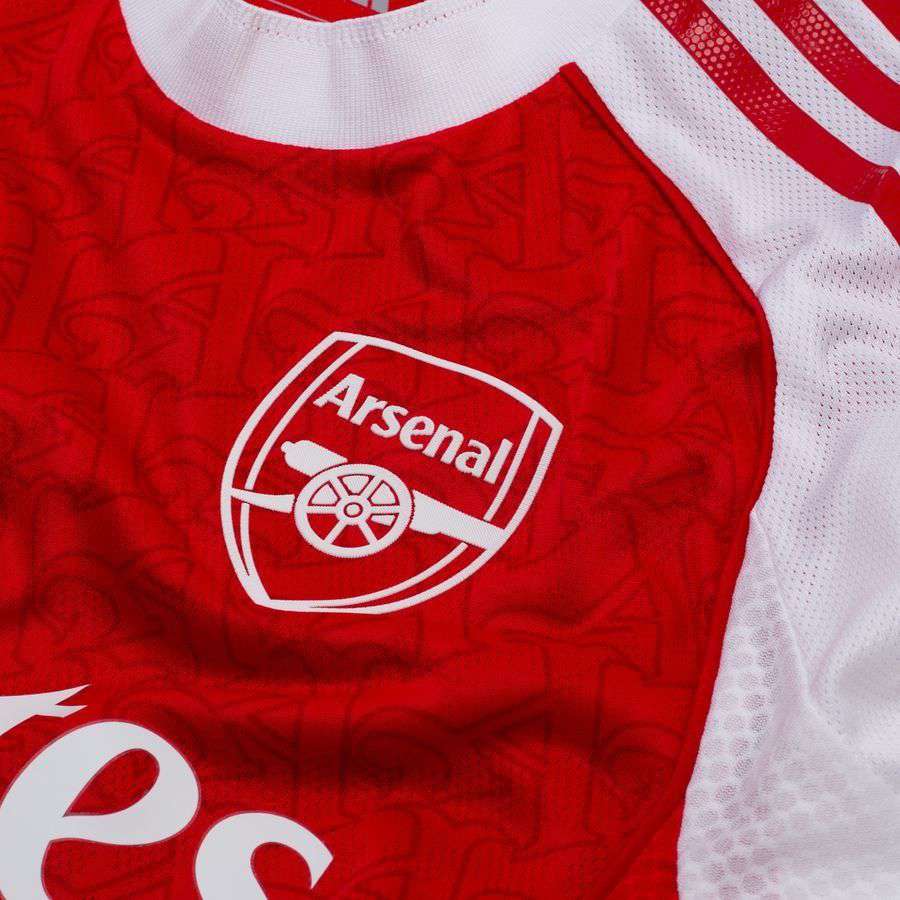 Arsenal Home Uniform 2025/26
