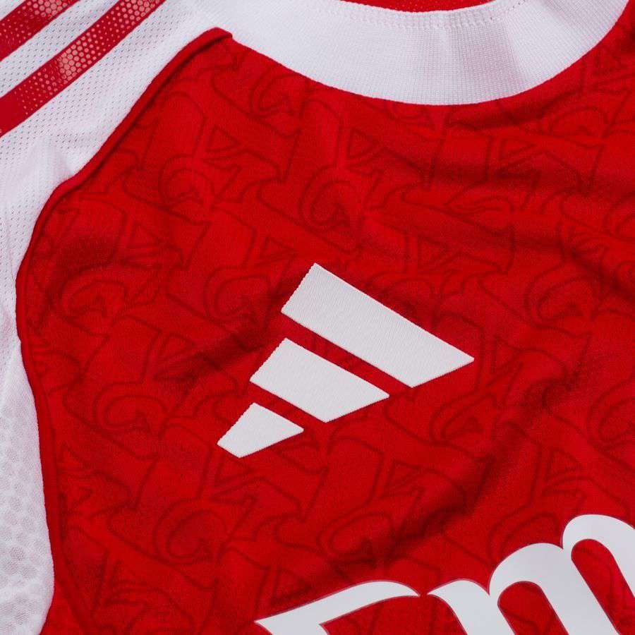 Arsenal Home Uniform 2025/26