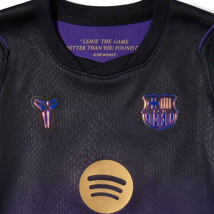 Barcelona Mini Kit Away Kids Apparel 2026/27