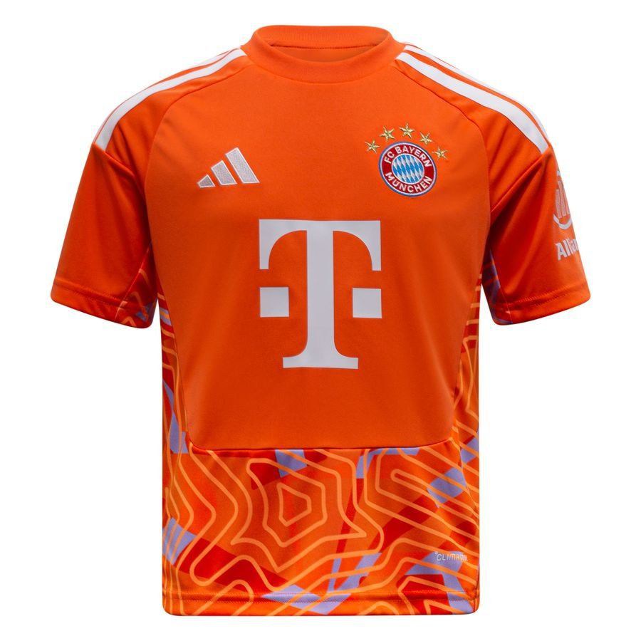 Bayern München Goalkeeper Apparel 2026/27