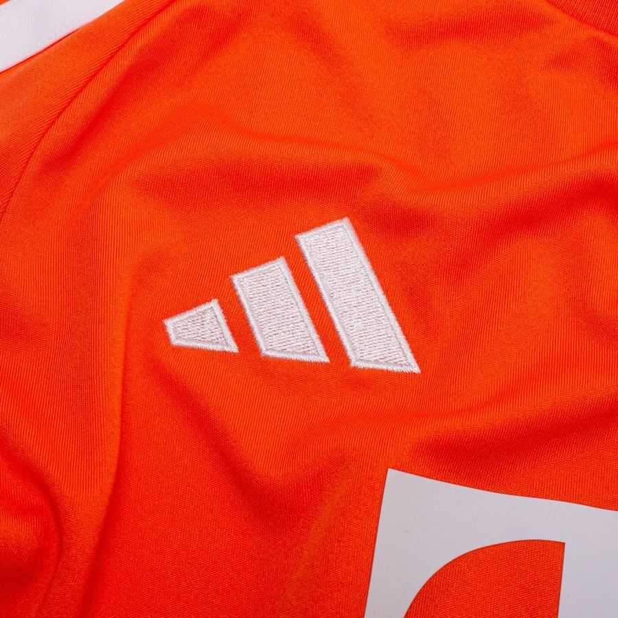Bayern München Goalkeeper Apparel 2026/27
