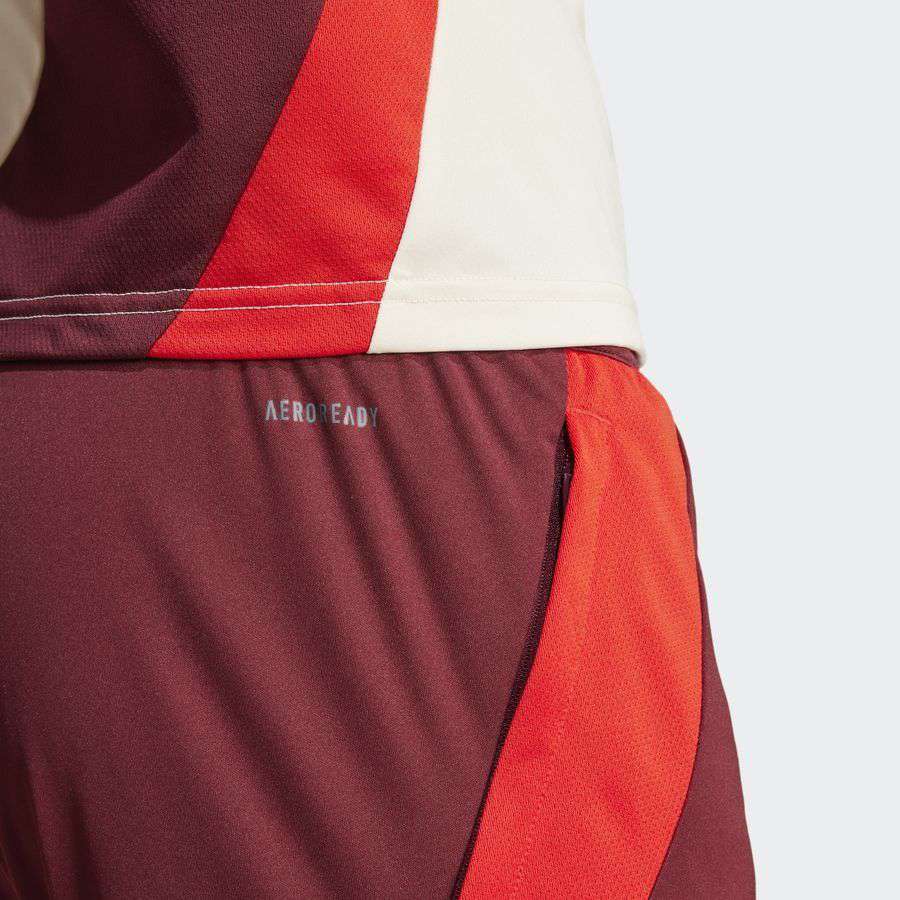 Bayern München Shorts Tiro EU Shadow Red/Red 24 Training Jersey