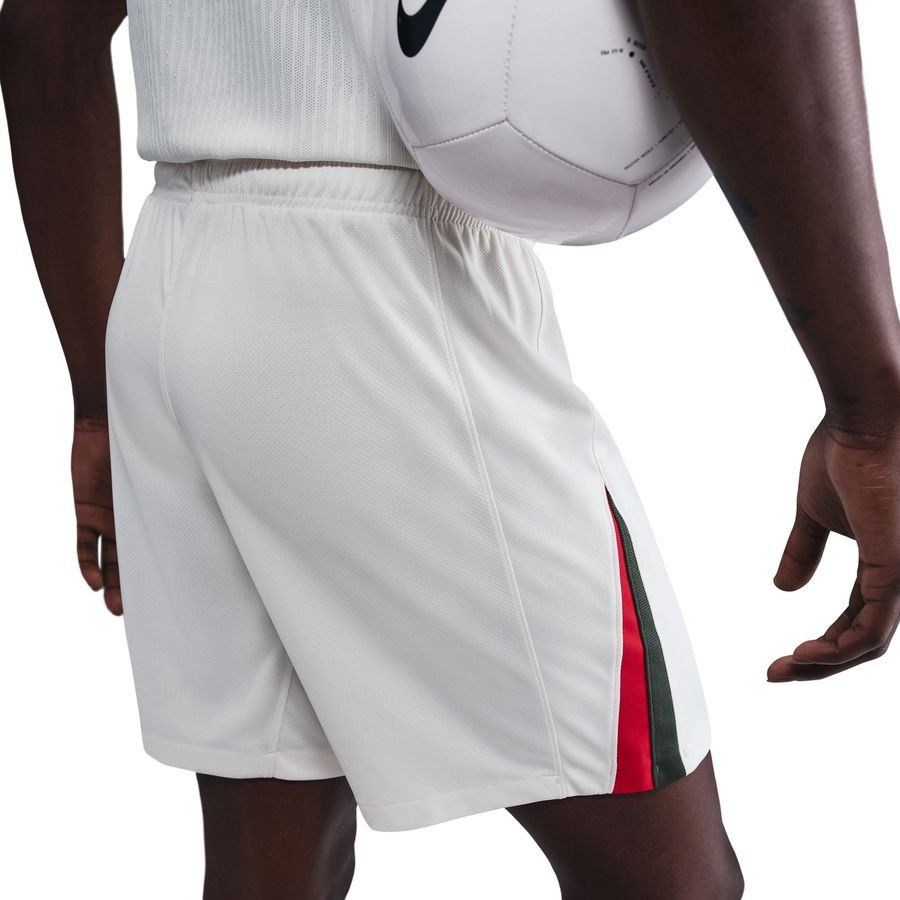 Chelsea Shorts Away Kit 2025/26