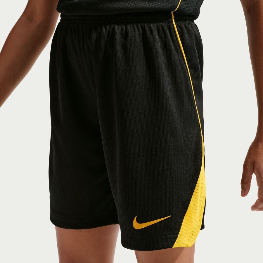 Chelsea Shorts Away Kids Uniform 2026/27