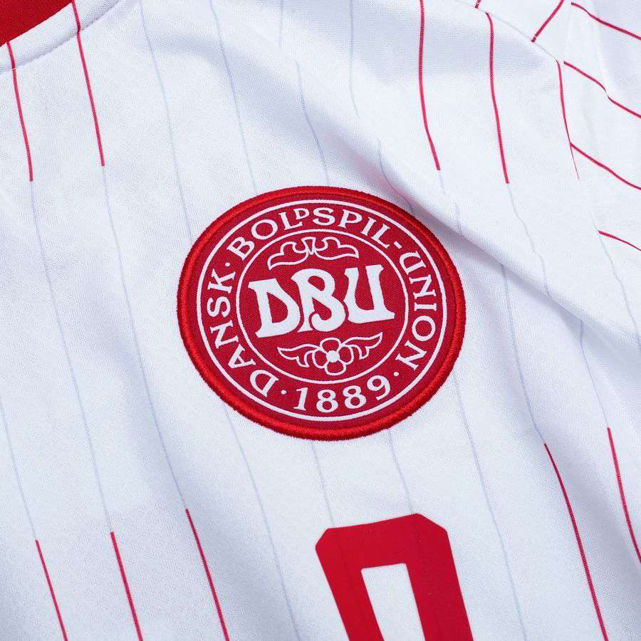 Denmark HØJLUND 9 Away Uniform 2026/27