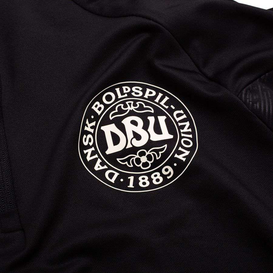 Denmark Pro Black/White 26 Training Jersey
