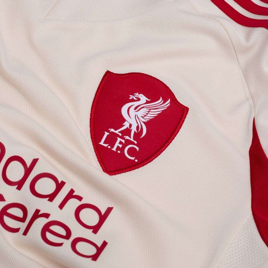 Liverpool Away Uniform 2025/26