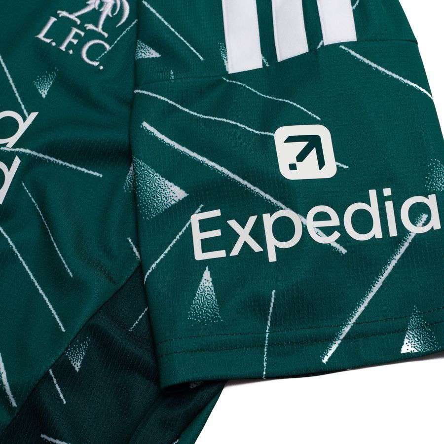 Liverpool Goalkeeper Uniform 2026/27