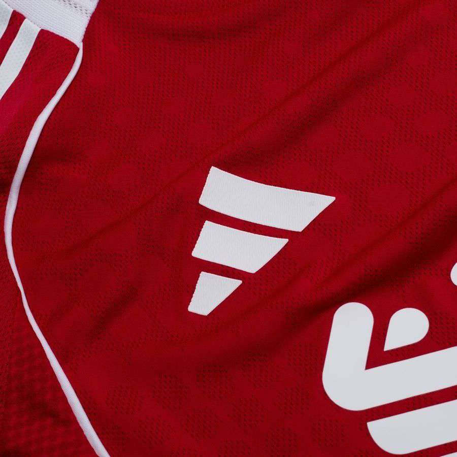Liverpool Home Jersey 2025/26