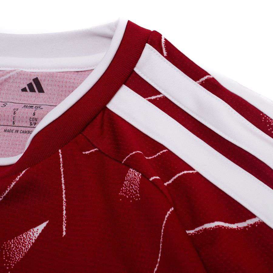 Liverpool Home Uniform 2026/27