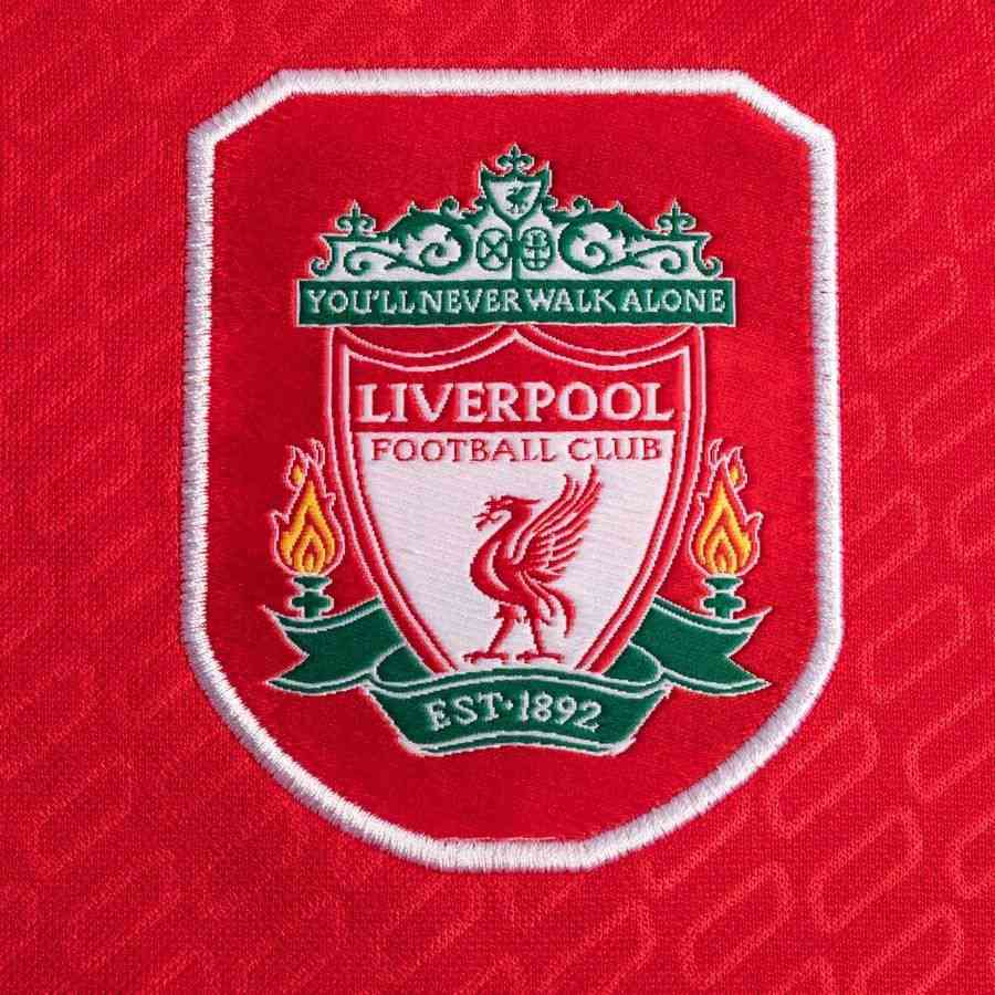 2005 Liverpool Istanbul Home Uniform