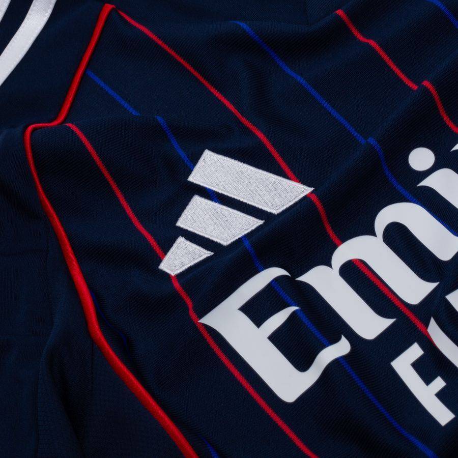 Lyon Away Kids Uniform 2025/26