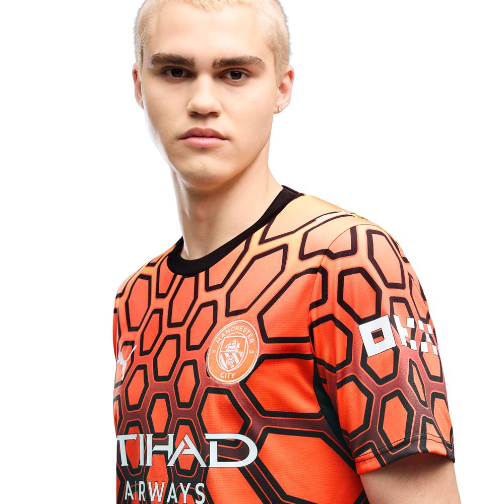 Manchester City Goalkeeper Orange Jersey 26/27