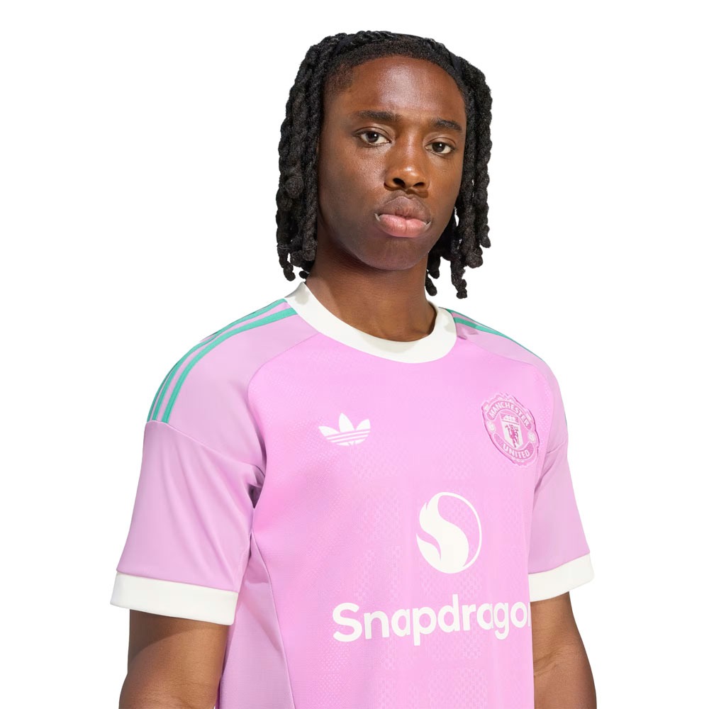 Manchester United Away Goalkeeper Kit 26/27