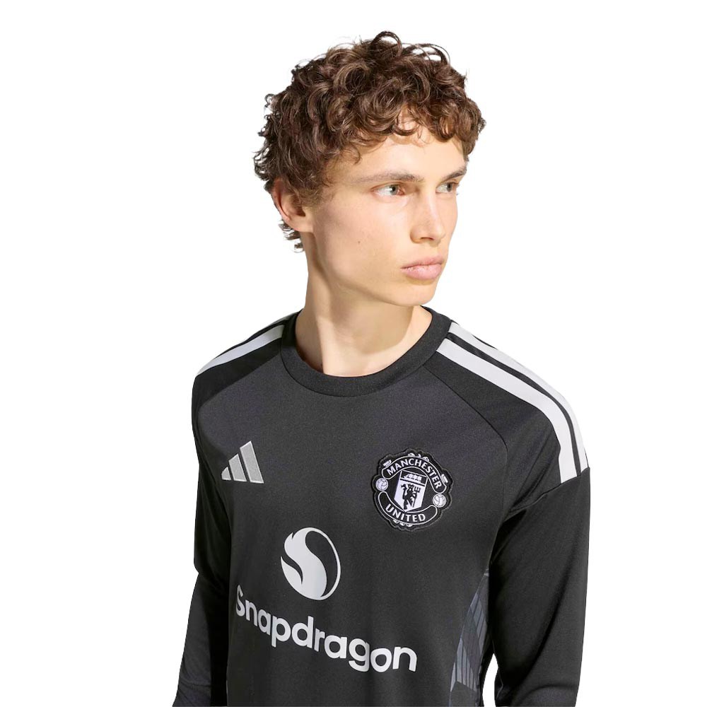 Manchester United Goalkeeper Kit 26/27