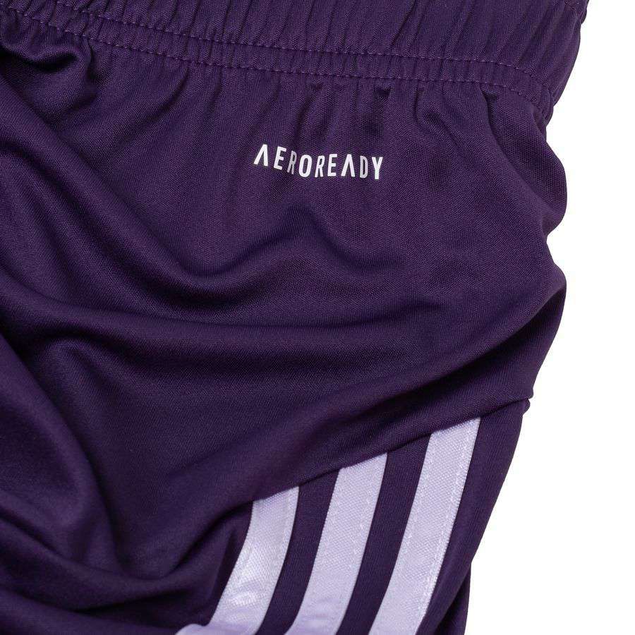 Manchester United Shorts Away Uniform 2025/26