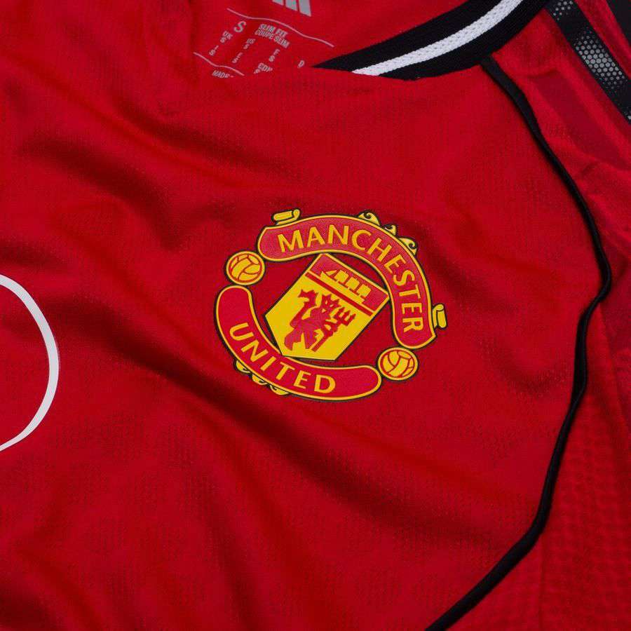 Manchester United Home Apparel 2025/26