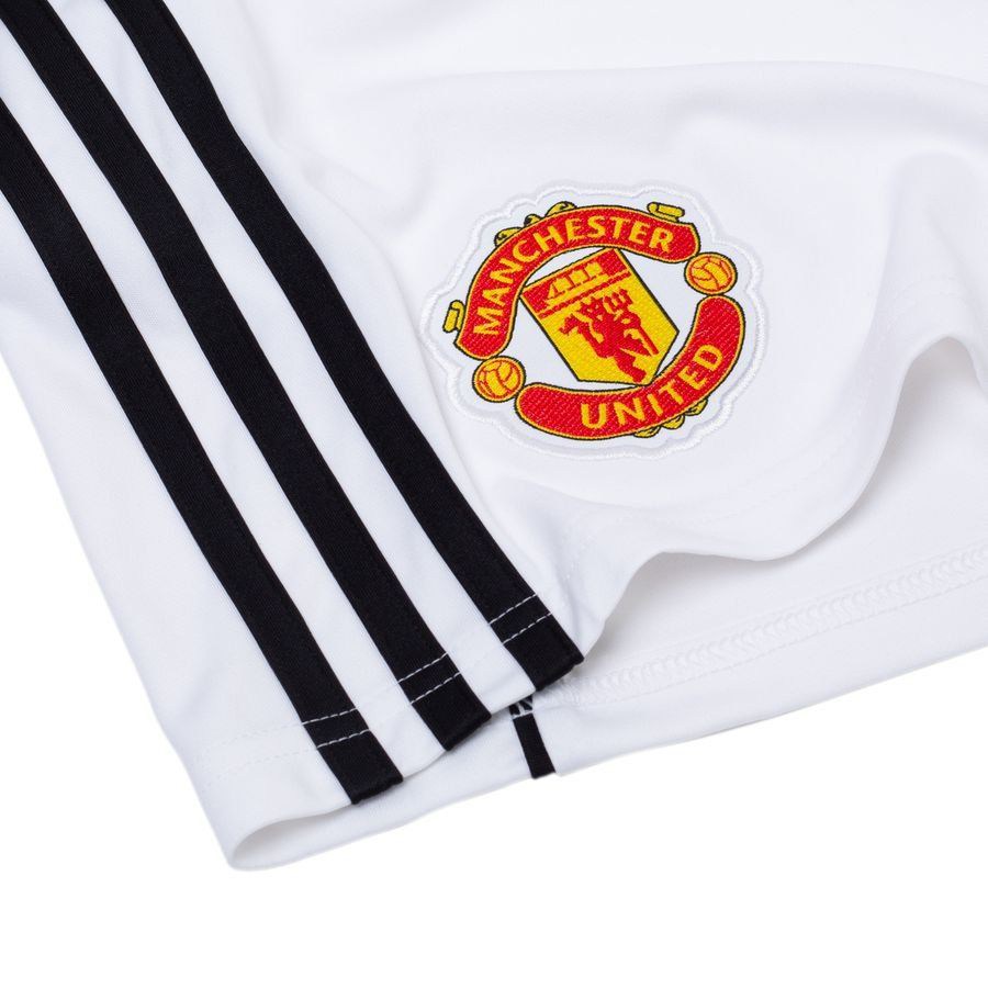 Manchester United Shorts Home Uniform 2025/26