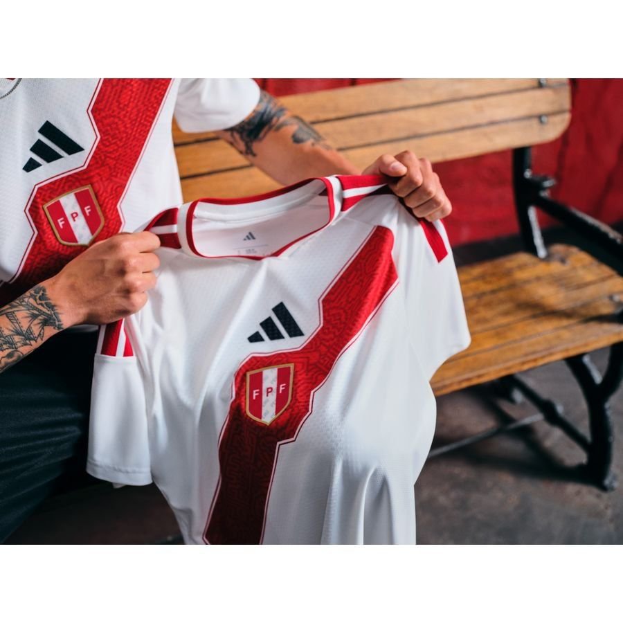 Peru Home Uniform 2026/27