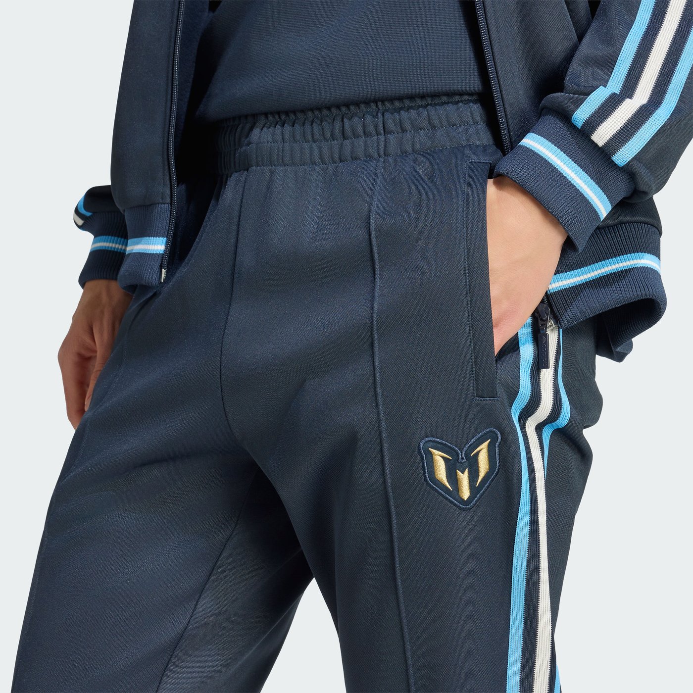 2026 Argentina Messi Special Edition Track Pants (Night Navy) (Men) view 2