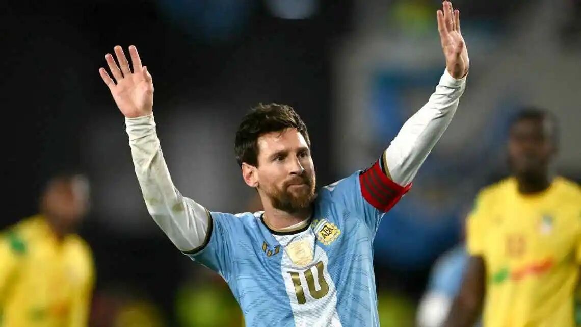 Lionel Messi in Argentina colours during his farewell night at the Estadio Monumental