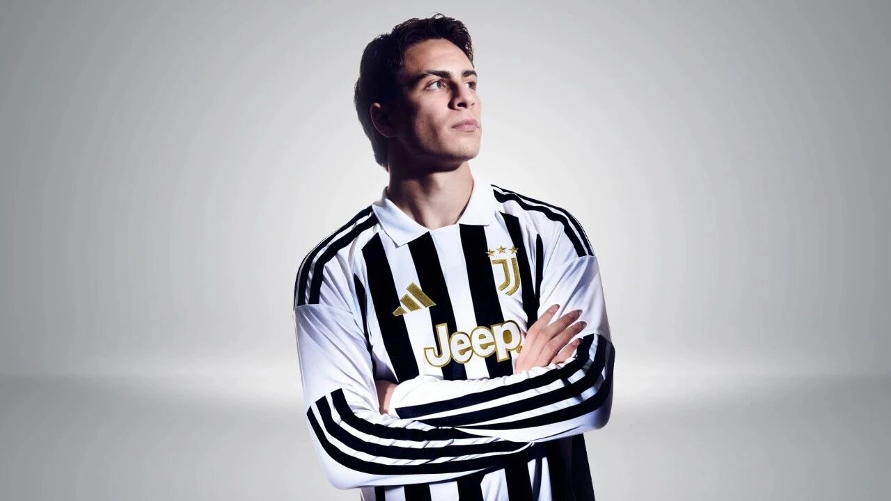Juventus 2026/27 home shirt