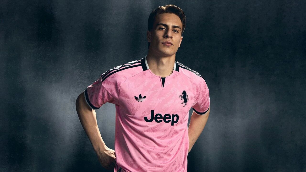 Juventus 2026/27 away shirt