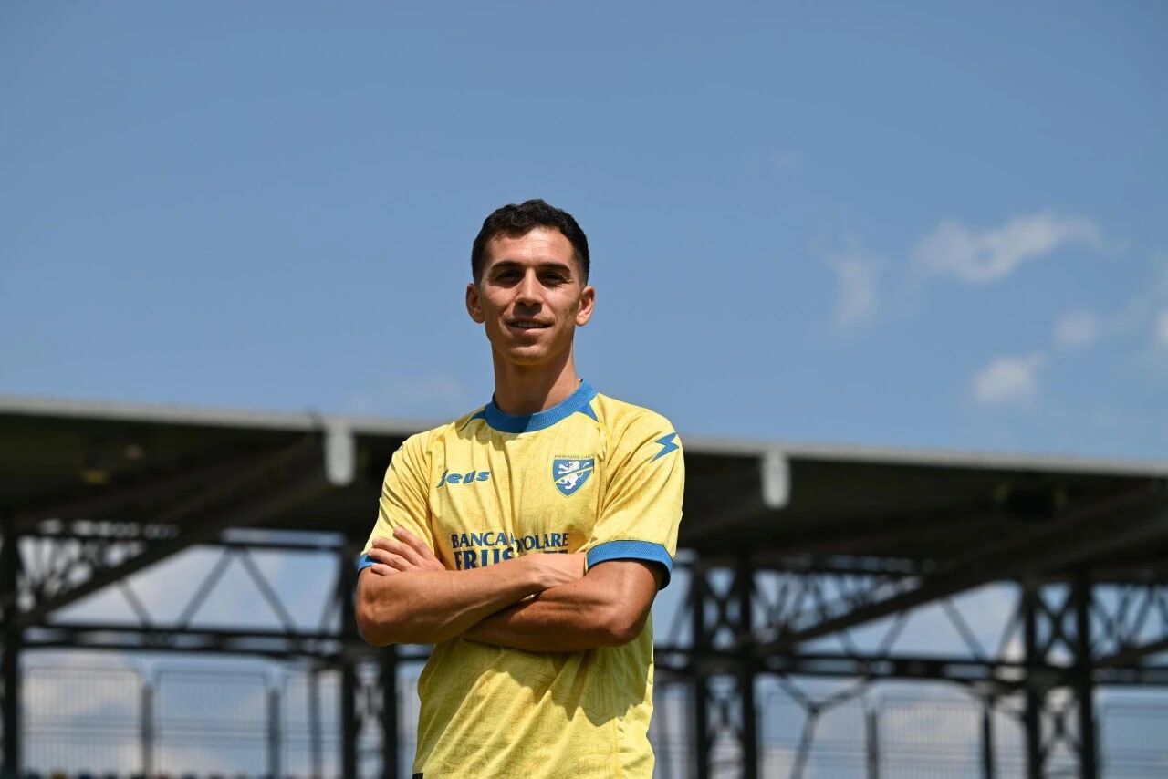 Frosinone 2026/27 home shirt