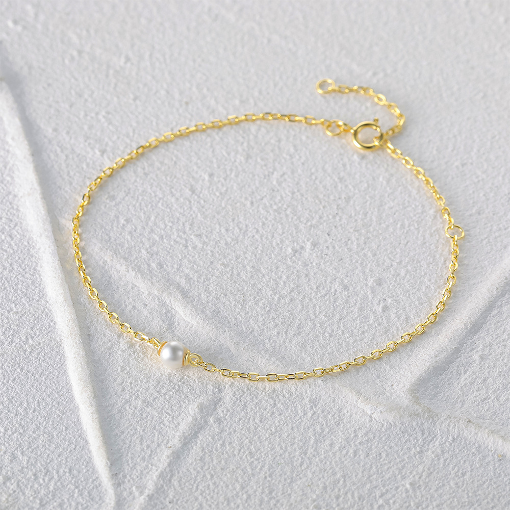 Minimalist Dainty Freshwater Pearl Bracelet for Women