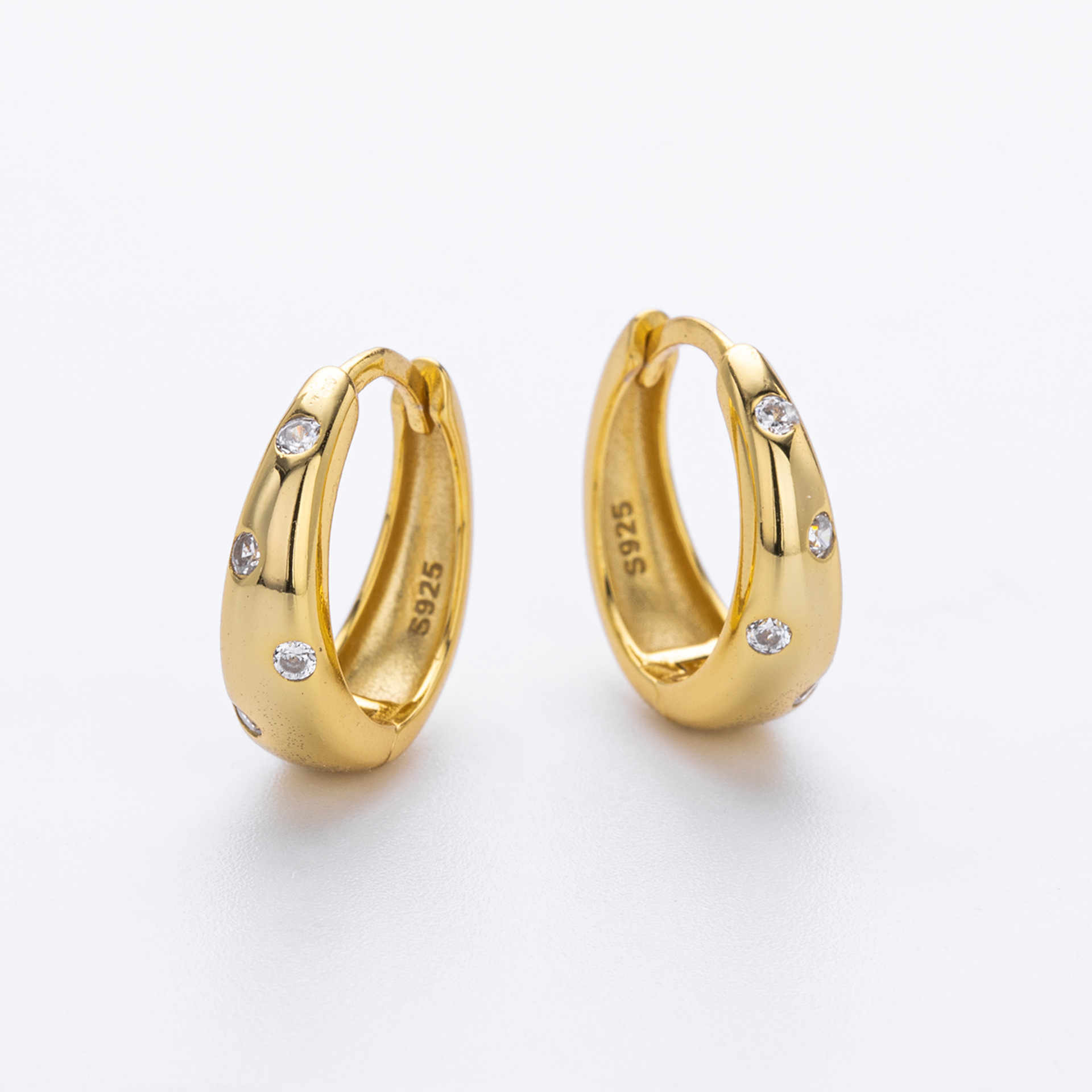 Minimalist Small Hoop Earrings for Women
